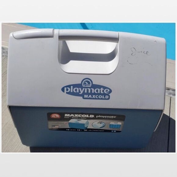Vtg Igloo Playmate Cooler 16 qt Elite Maxcold Blue & White 30 CanOutdoor Logo - Picture 2 of 14